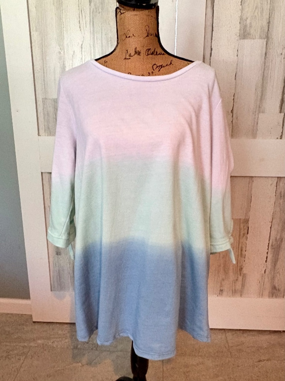 WOMAN WITHIN SWEAT SHIRT - MEDIUM